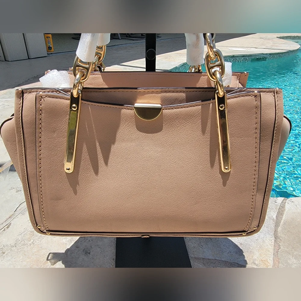 NWOT Coach Leather Dreamer In The Color Beachwood With Inter-changeable Strap - Picture 5 of 16